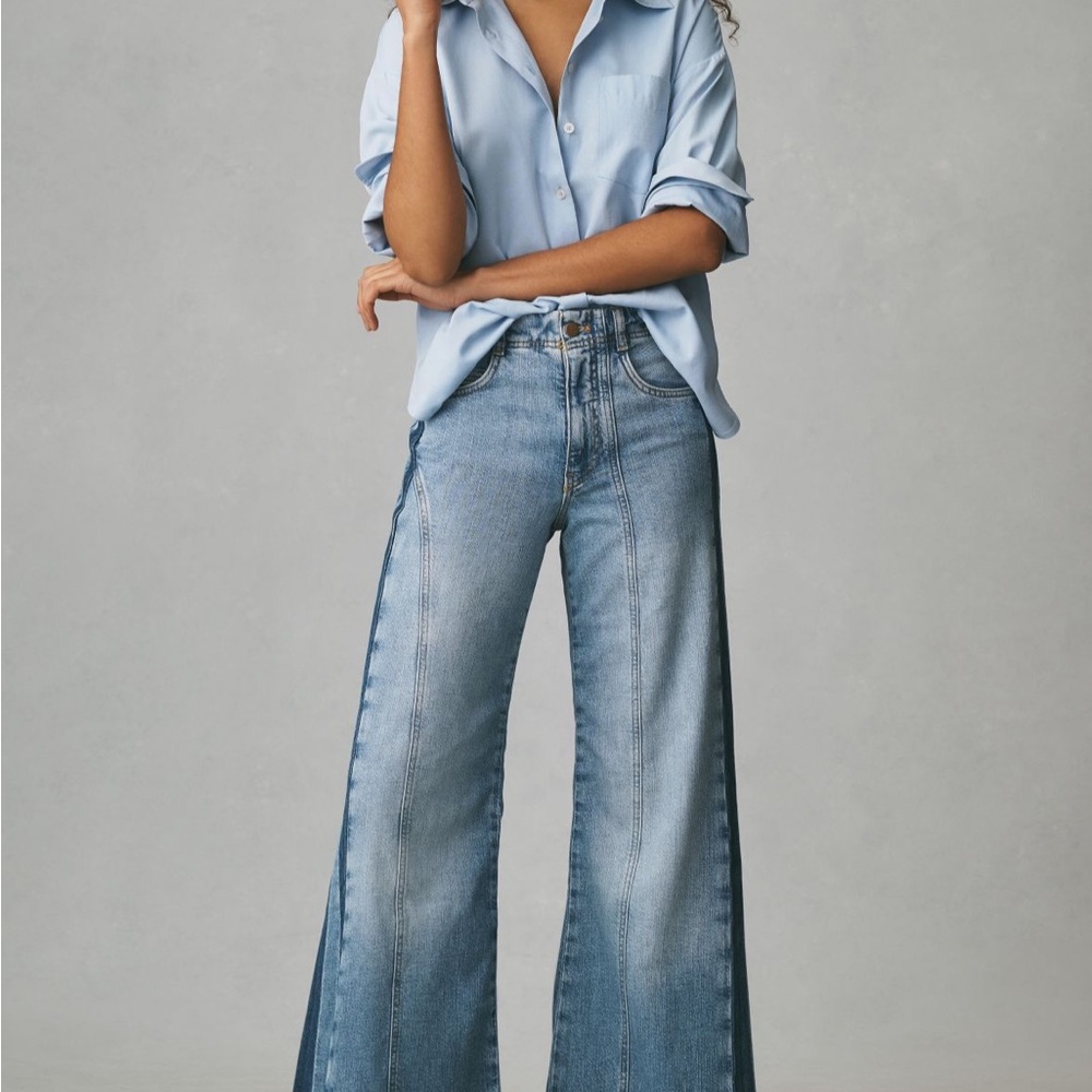 Anthropologie Blue Flare Jeans with Vintage-Inspired Wash